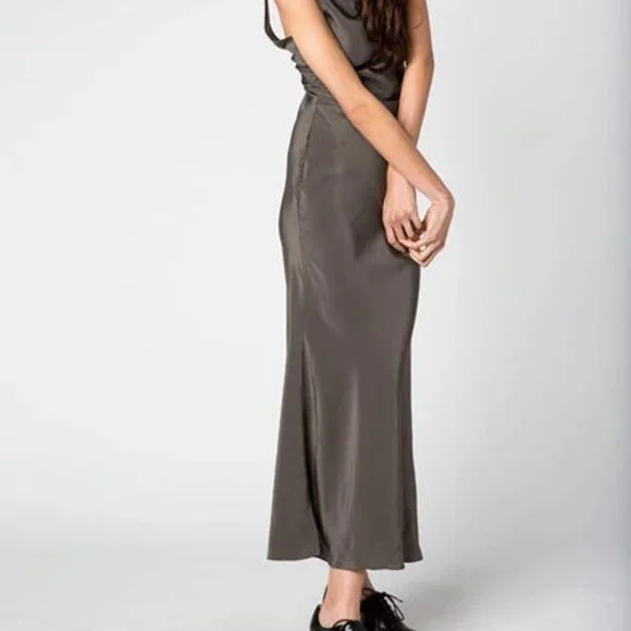 STONE COLD FOX MOSS SILK Minnesota GOWN - Picture 2 of 3